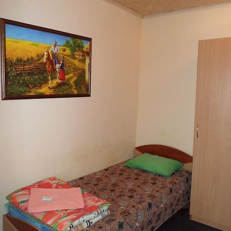 Hotel And Sport Complex Dinamo Dnjepropetovsk Kamer foto