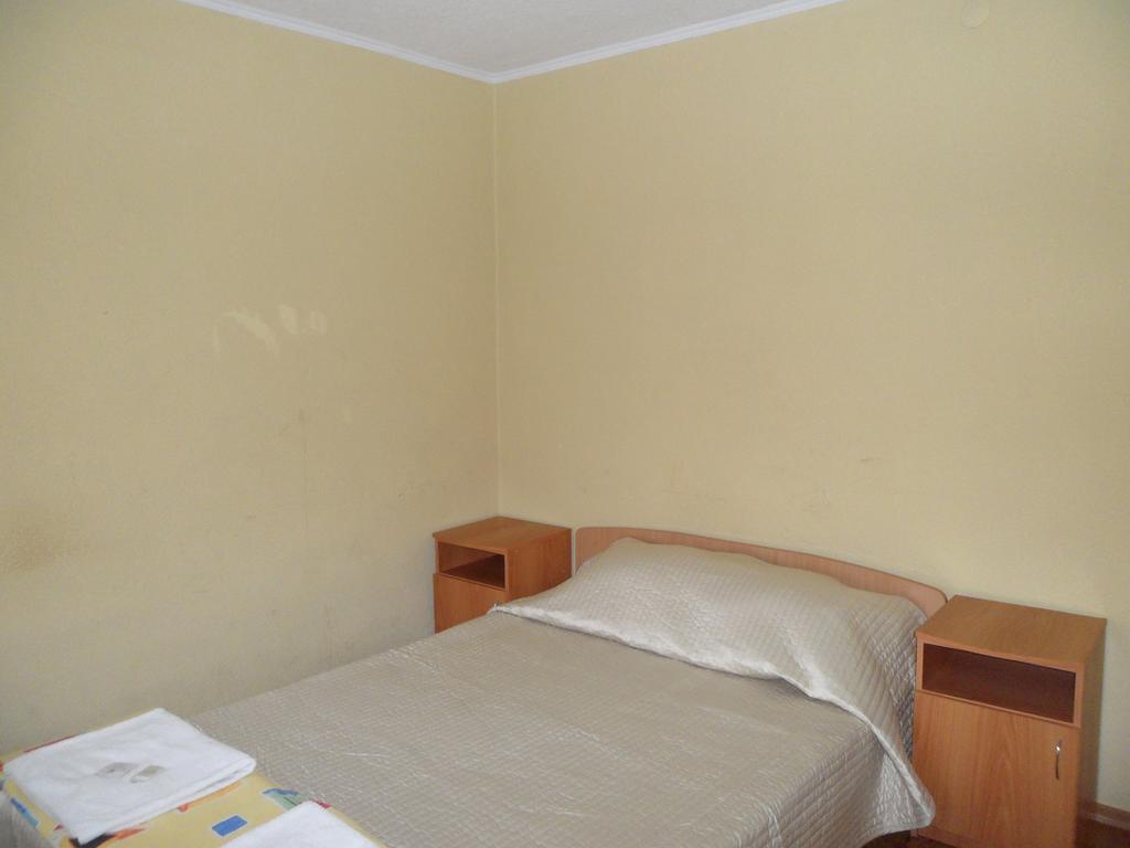 Hotel And Sport Complex Dinamo Dnjepropetovsk Kamer foto